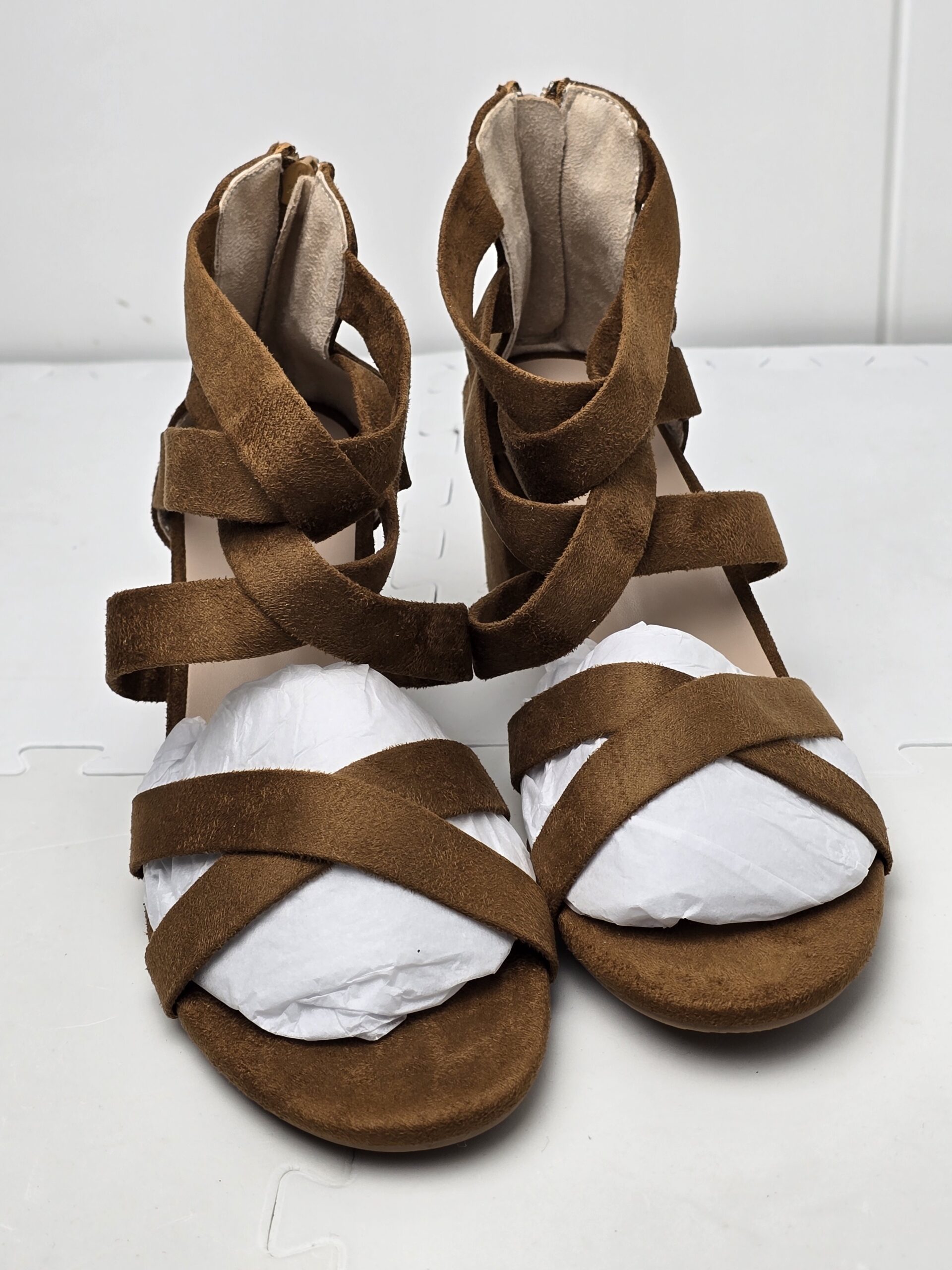 Rodawu Sandals for Women Ankle Strap Sandals Mid Chunky Heel Pump Prom Bridal Wedding Shoes