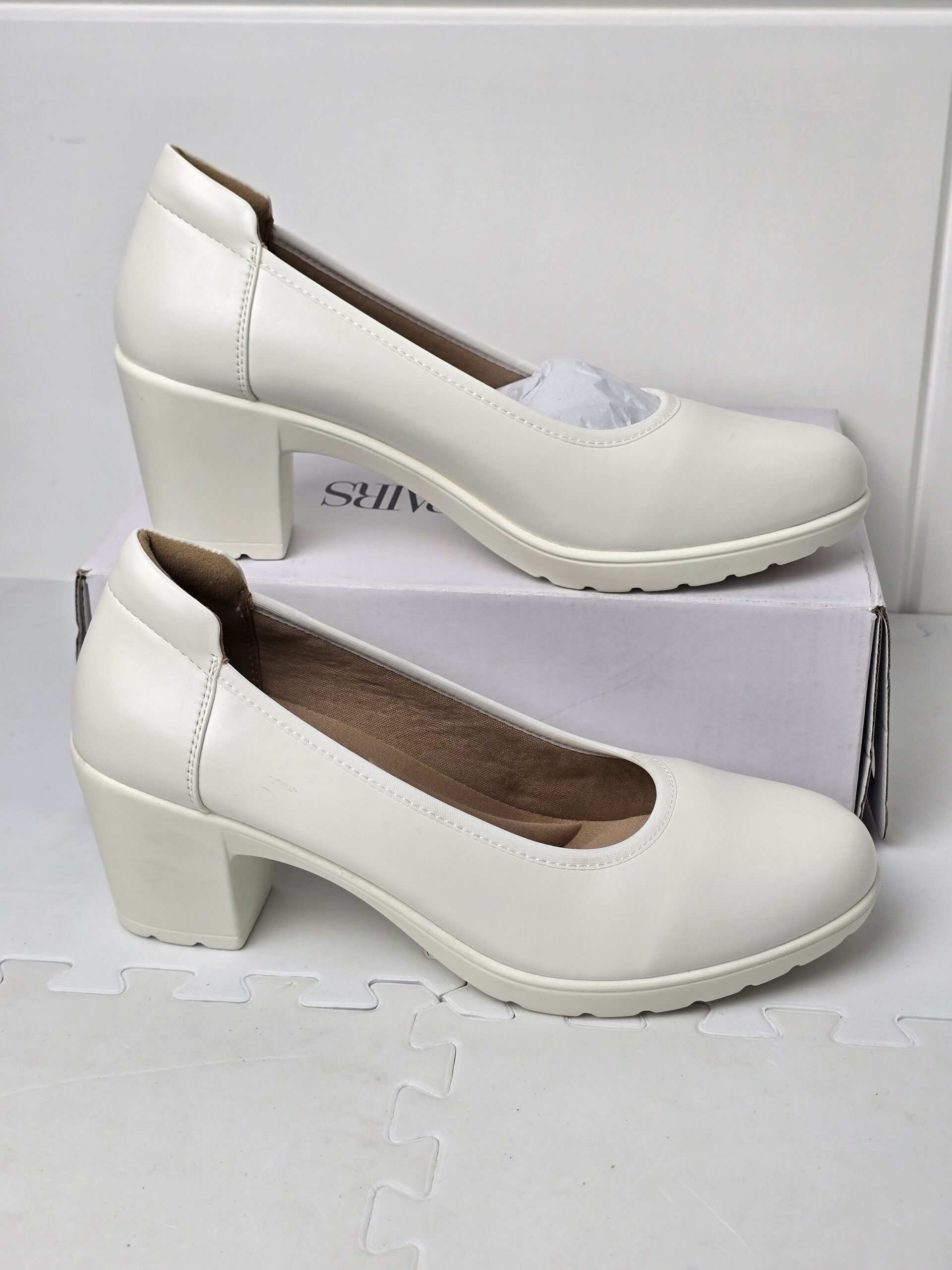 DREAM PAIRS Women’s Edena Chunky Closed Toe Low Block Heels Work Pumps Comfortable Round Toe Dress Wedding Shoes