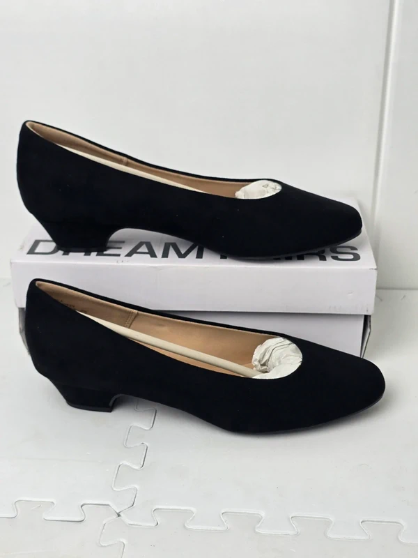 Women Flat Heel Shoes